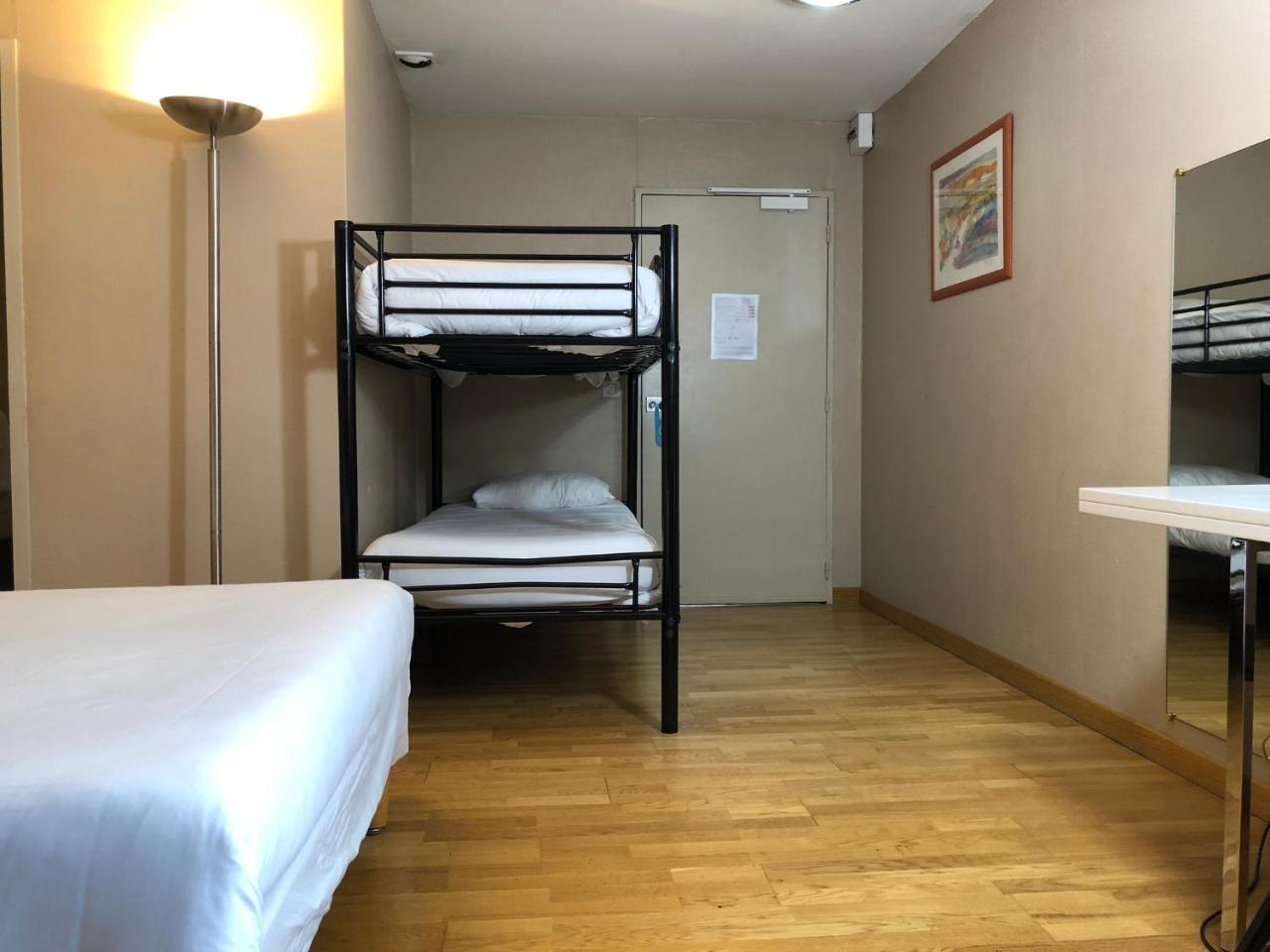 Halt Hotel - Choisissez L'Hotellerie Independante Лат Экстерьер фото